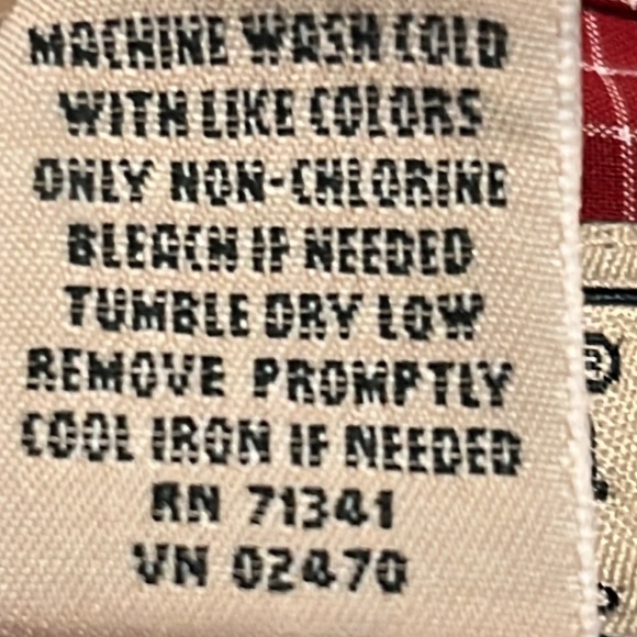 L.L. Bean Long Sleeve Checked Red Shirt L-REG Trim Fit Wrinkle Resistant - Picture 6 of 11